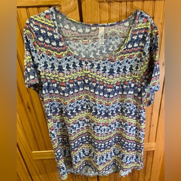 LuLaRoe Tops - LuLaRoe Multicolor Patterned Short Sleeve Top